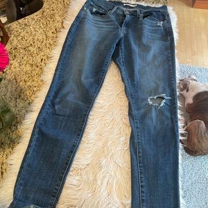 Levi’s curvy skinny jeans
